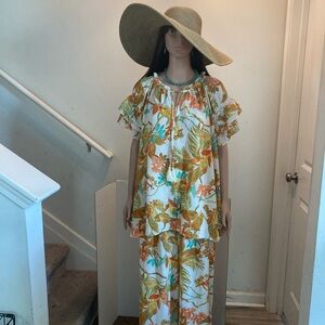 Women’s 2 piece set